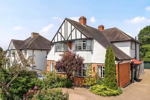Park Avenue, Orpington BR6