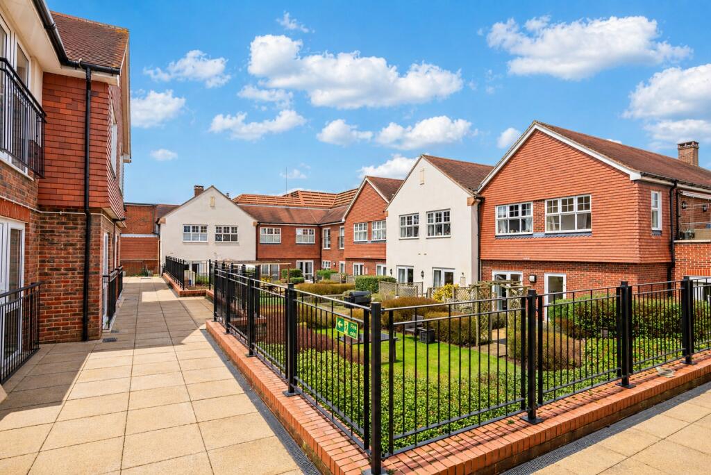 Additional image 2 of Wordsworth Close, Kings Park, St. Albans, Hertfordshire, AL3