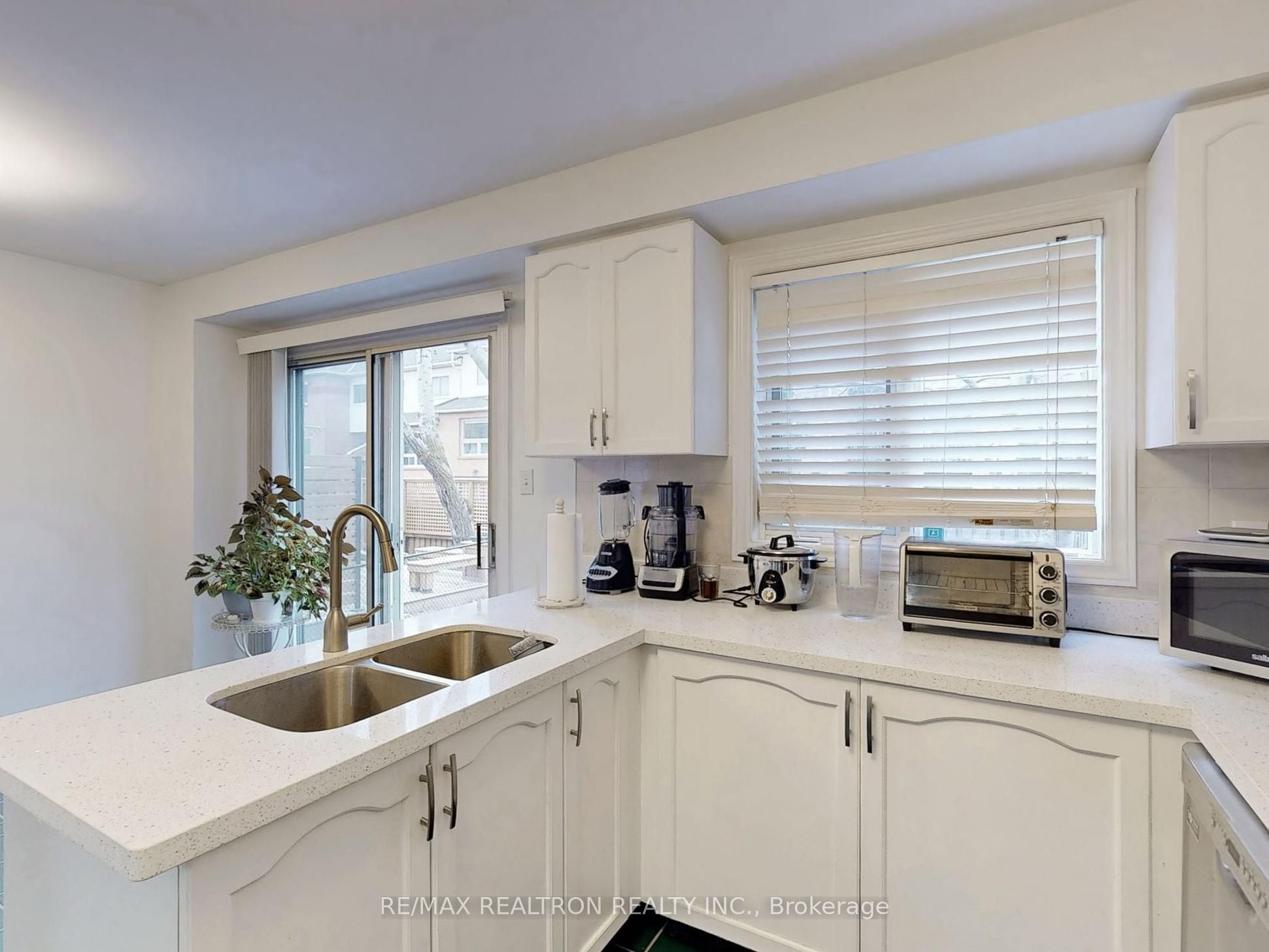 Additional image 4 of 99 Widdifield Avenue, Newmarket, ON, L3X 1Z3