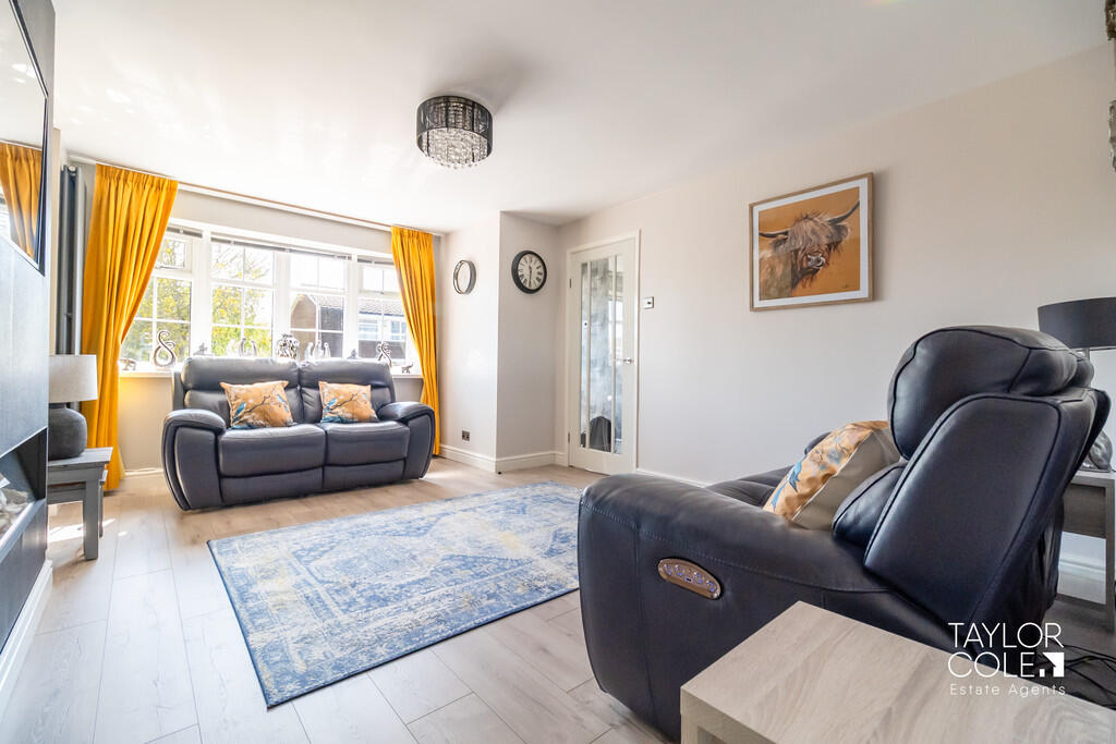 Additional image 3 of Windsor Close, Tamworth