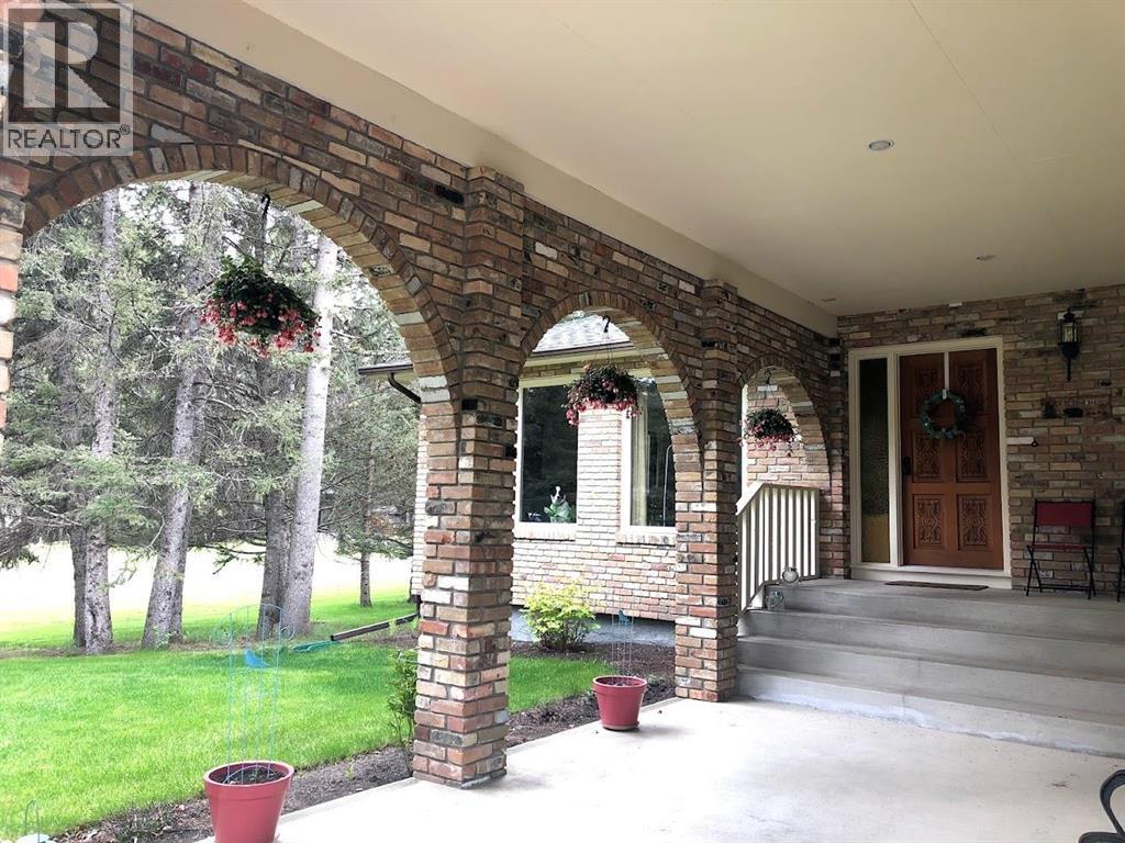63,  Wolf Drive