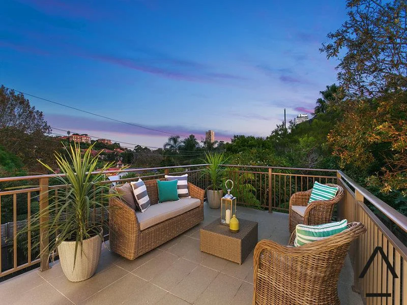 5 Eaton Street, Neutral Bay NSW 2089