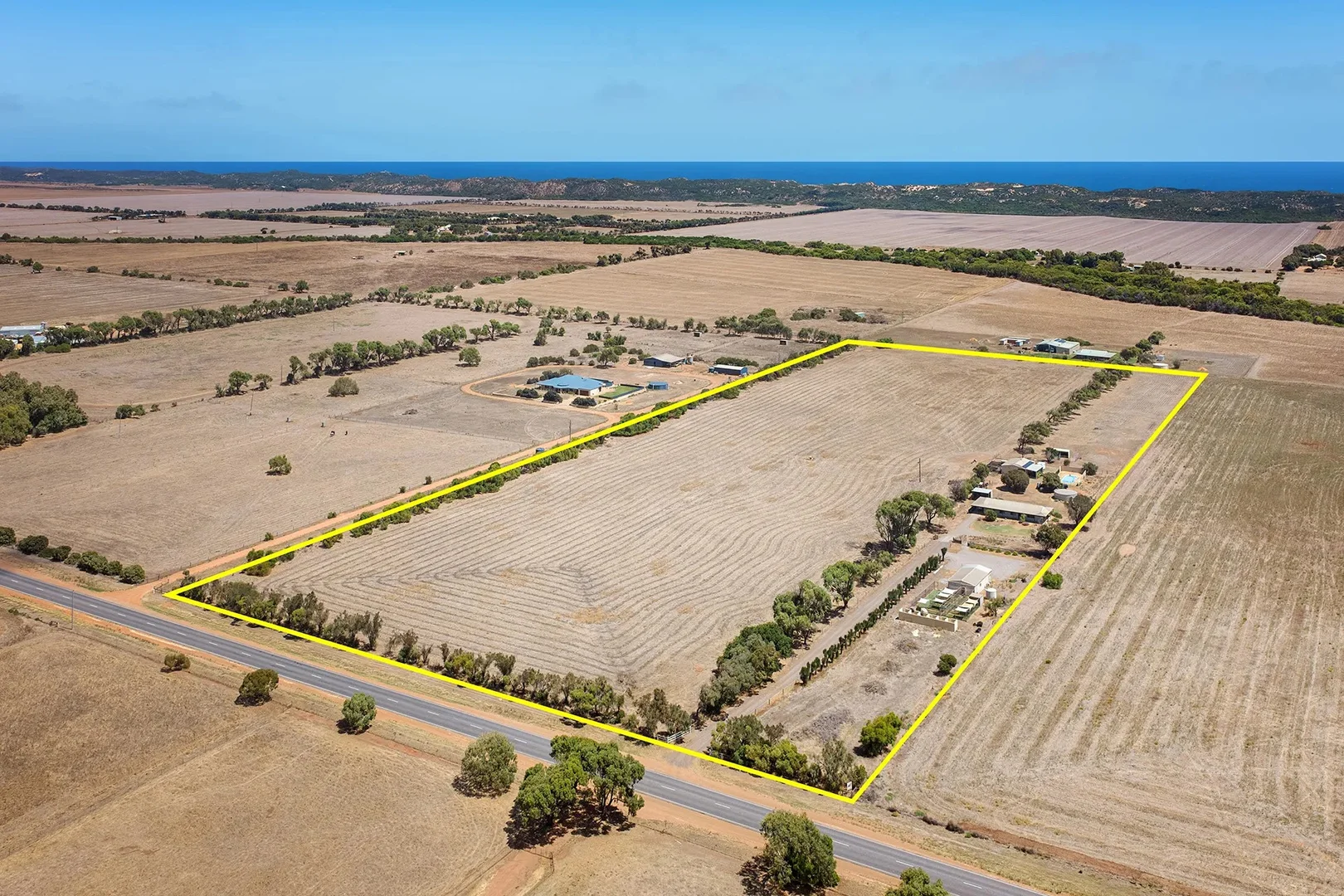 Additional image 4 of 34449 Brand Highway, Greenough WA 6532