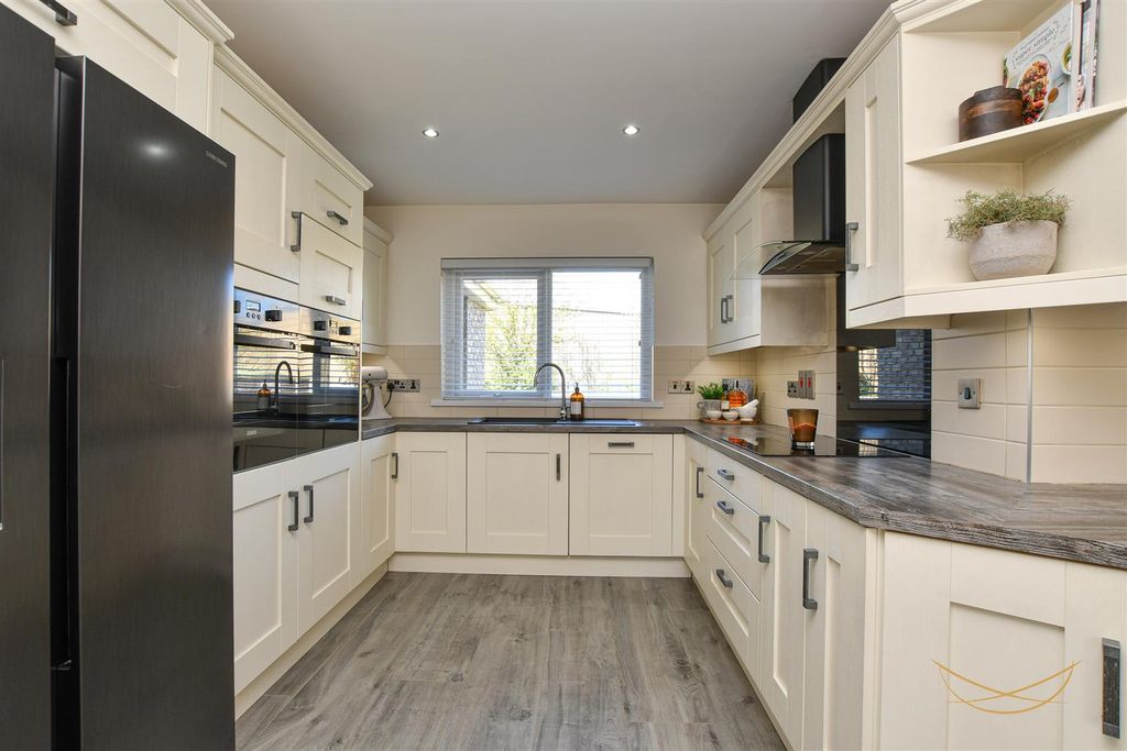 Additional image 24 of 5 bed detached house for saleHydepark Close, Newtownabbey BT36