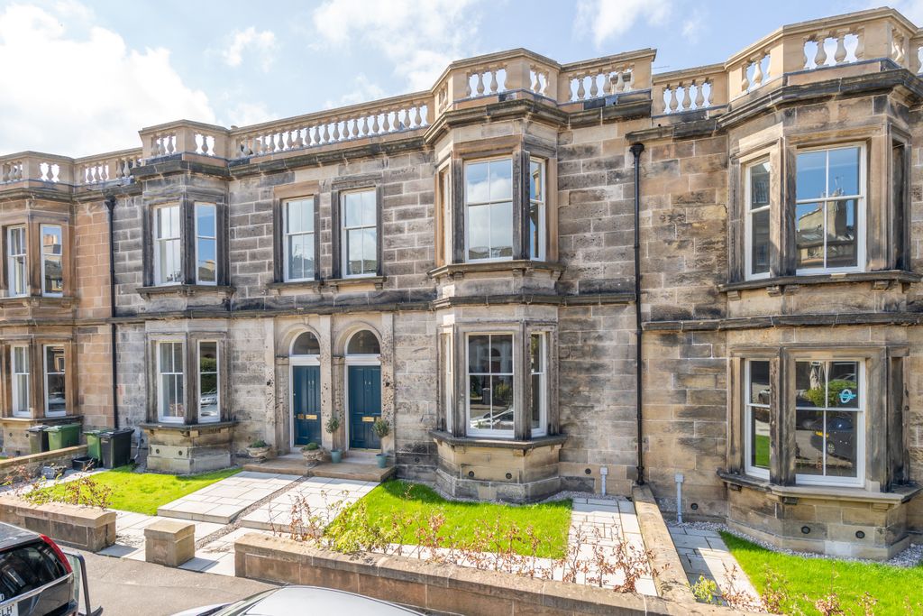5 bed terraced house for sale14 Millerfield Place, Marchmont, Edinburgh EH9