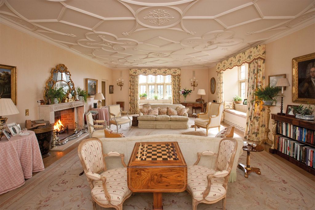 Additional image 3 of 7 bed detached house for saleWilsford Cum Lake, Salisbury, Wiltshire SP4
