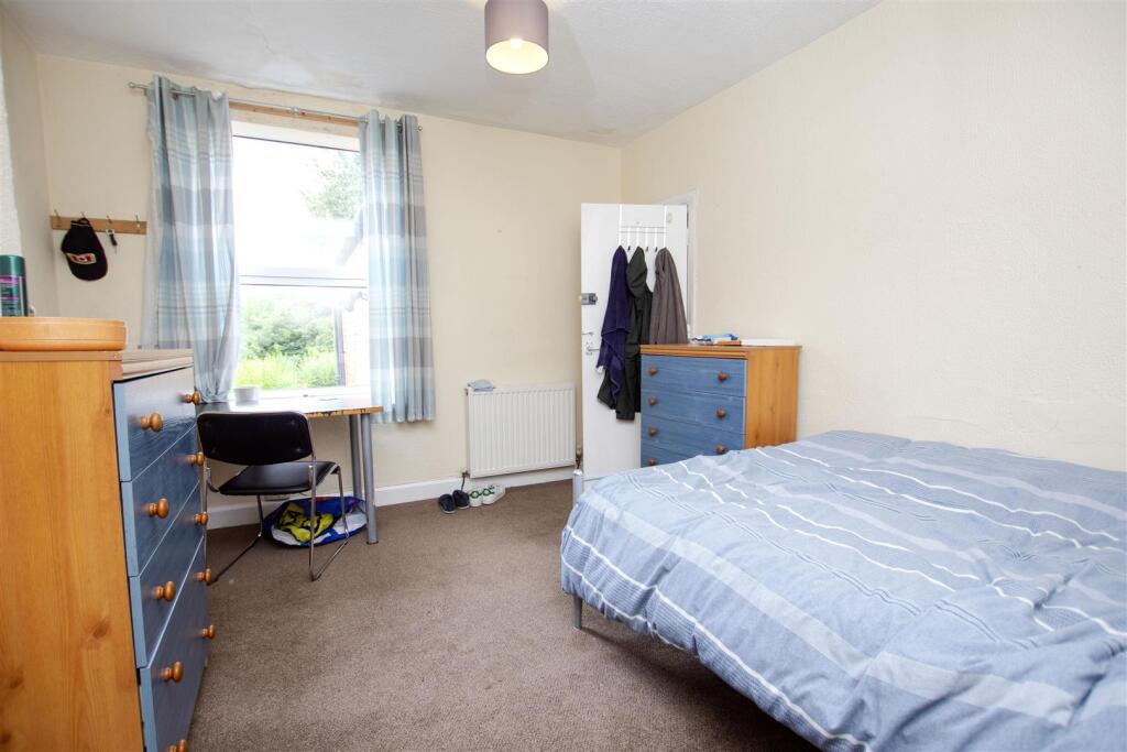 Warwards Lane, Birmingham, West Midlands, B29 photo 5