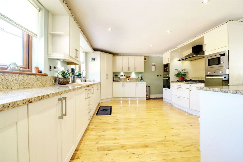 Additional image 17 of 6 bed detached house for saleGodnow Bridge, Crowle DN17
