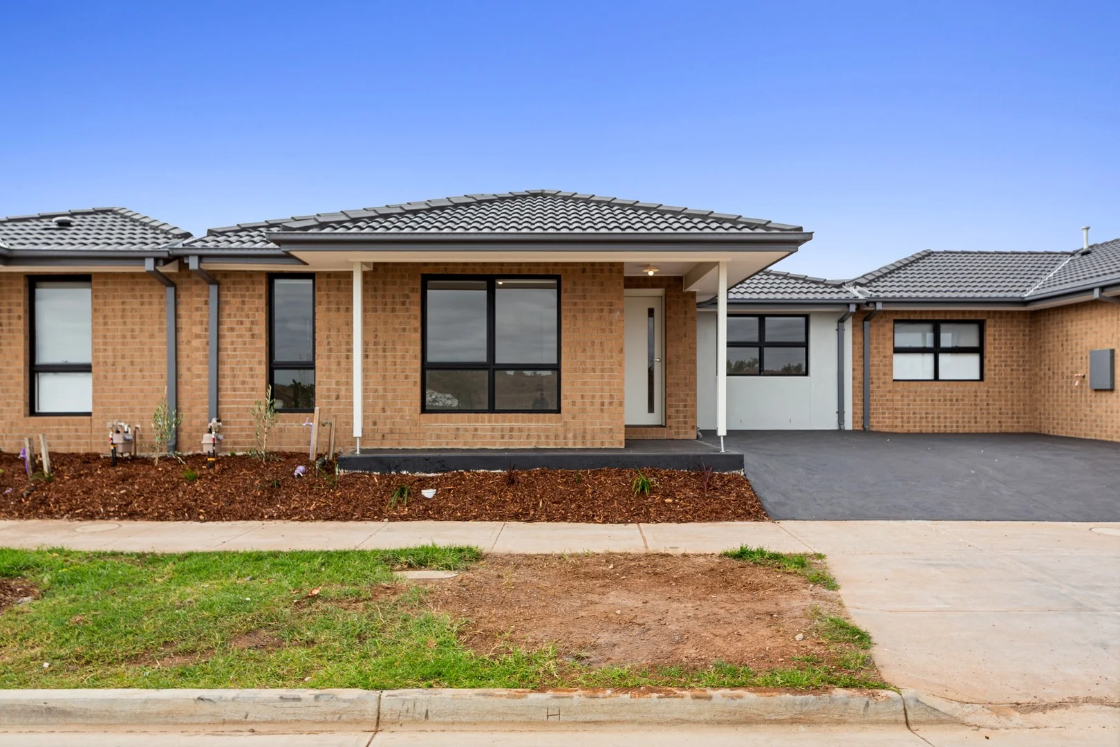 53 Lucania Cres, Tarneit VIC 3029