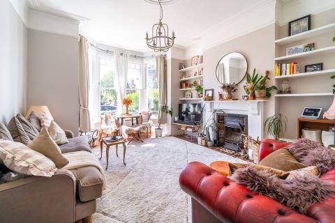 Ferme Park Road, Crouch End N8
