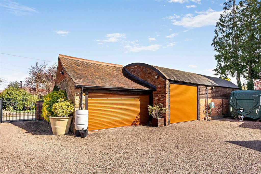 Additional image 3 of 4 bed detached house for saleKenley Road, Harley, Shrewsbury, Shropshire SY5