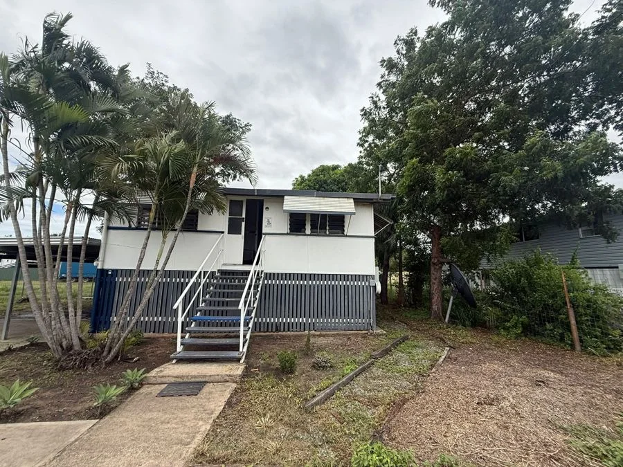 1 Pelican Street, Collinsville QLD 4804