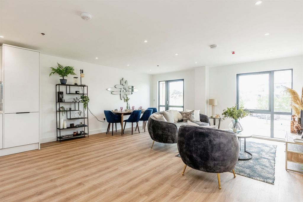 Additional image 9 of 3 bed flat for saleMartingale Way, Portishead, Bristol BS20