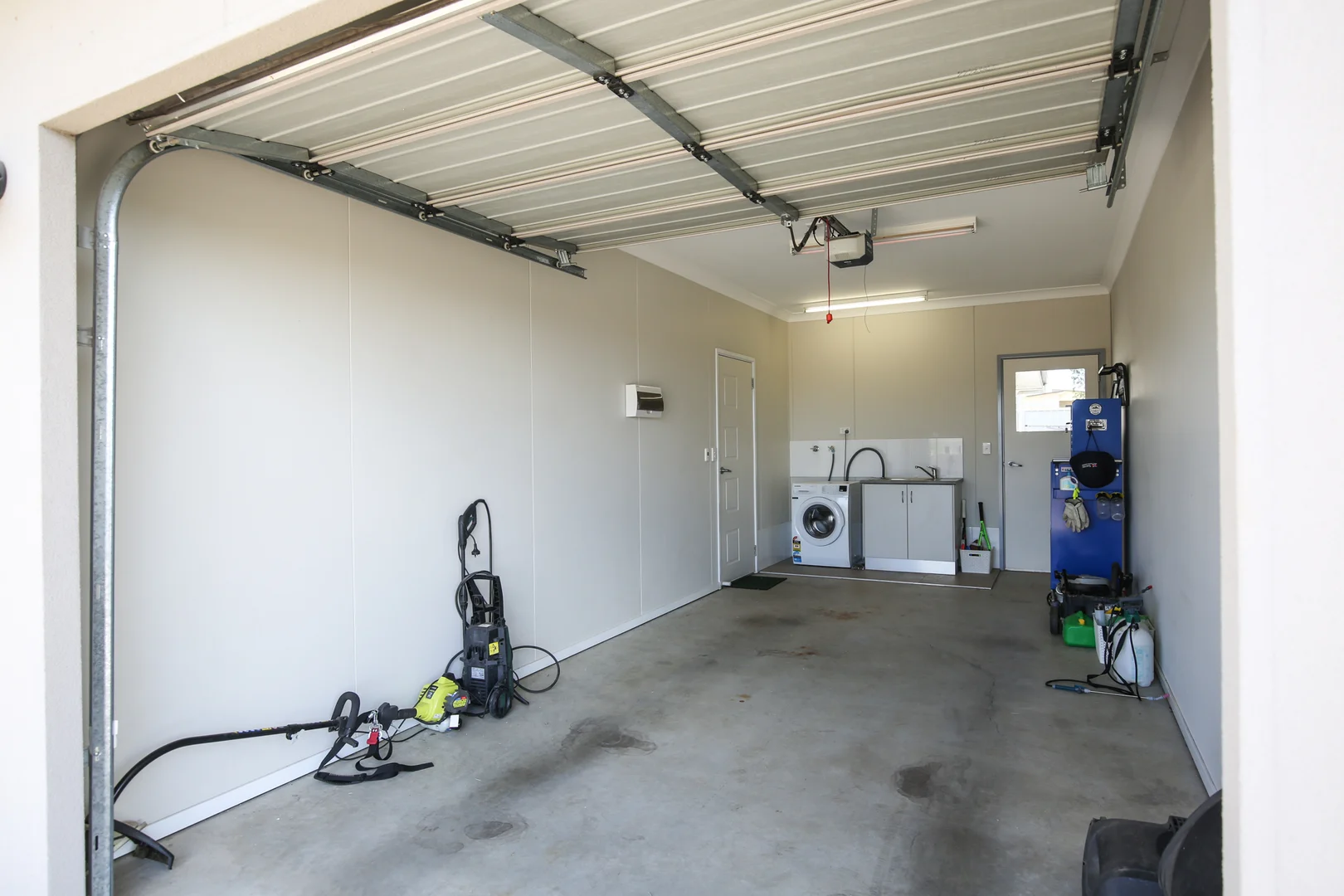 Additional image 12 of 25 Naumann Street, Moranbah QLD 4744