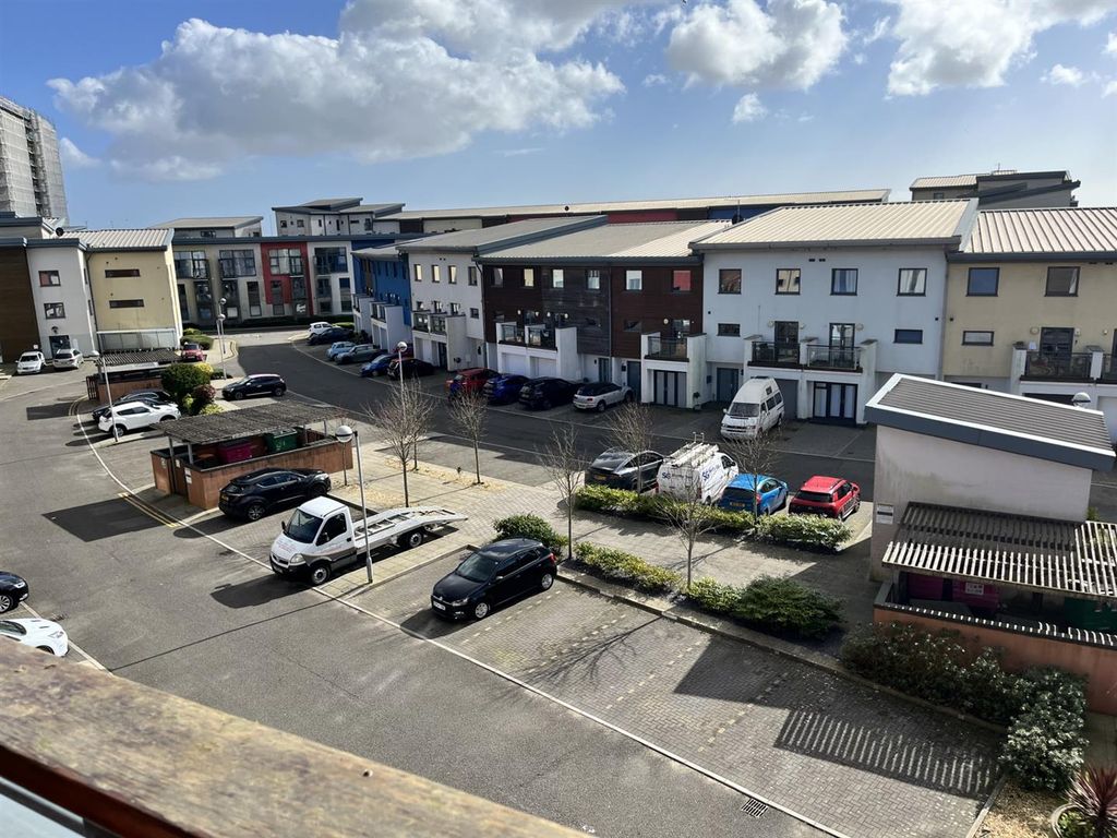 Additional image 6 of 2 bed flat for saleSt Stephens Court, Marina, Swansea SA1