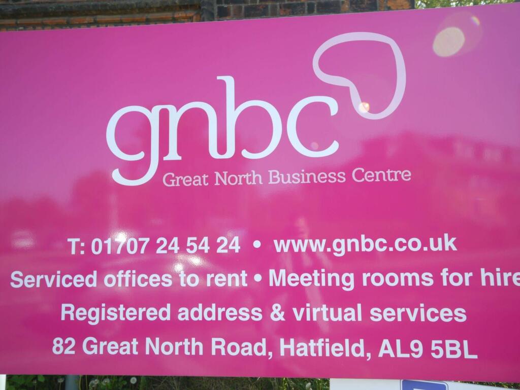 Great North Road, Hatfield photo 2