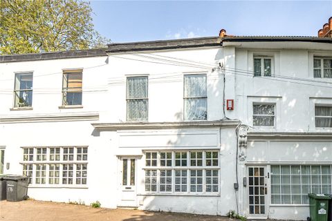 Brandram Road, Lewisham, London SE13