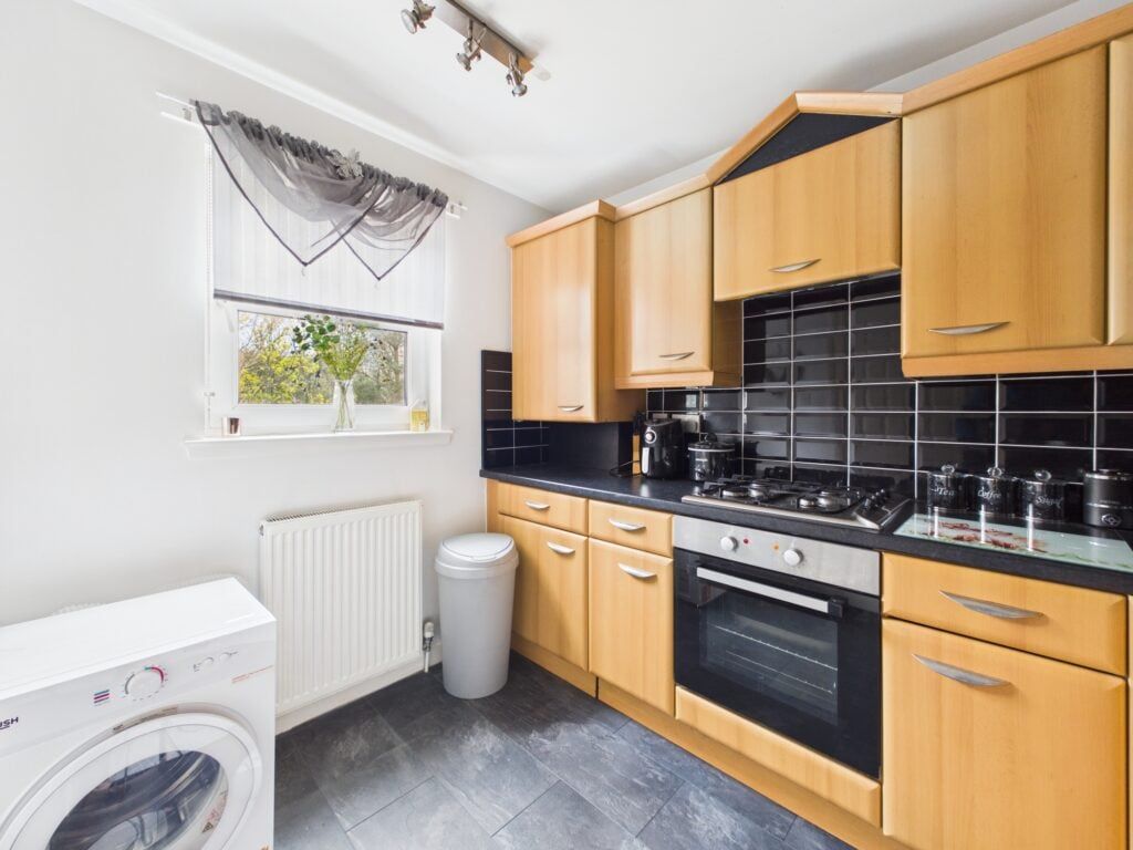 Additional image 6 of 2 bed flat for saleBurnvale Place, Livingston EH54