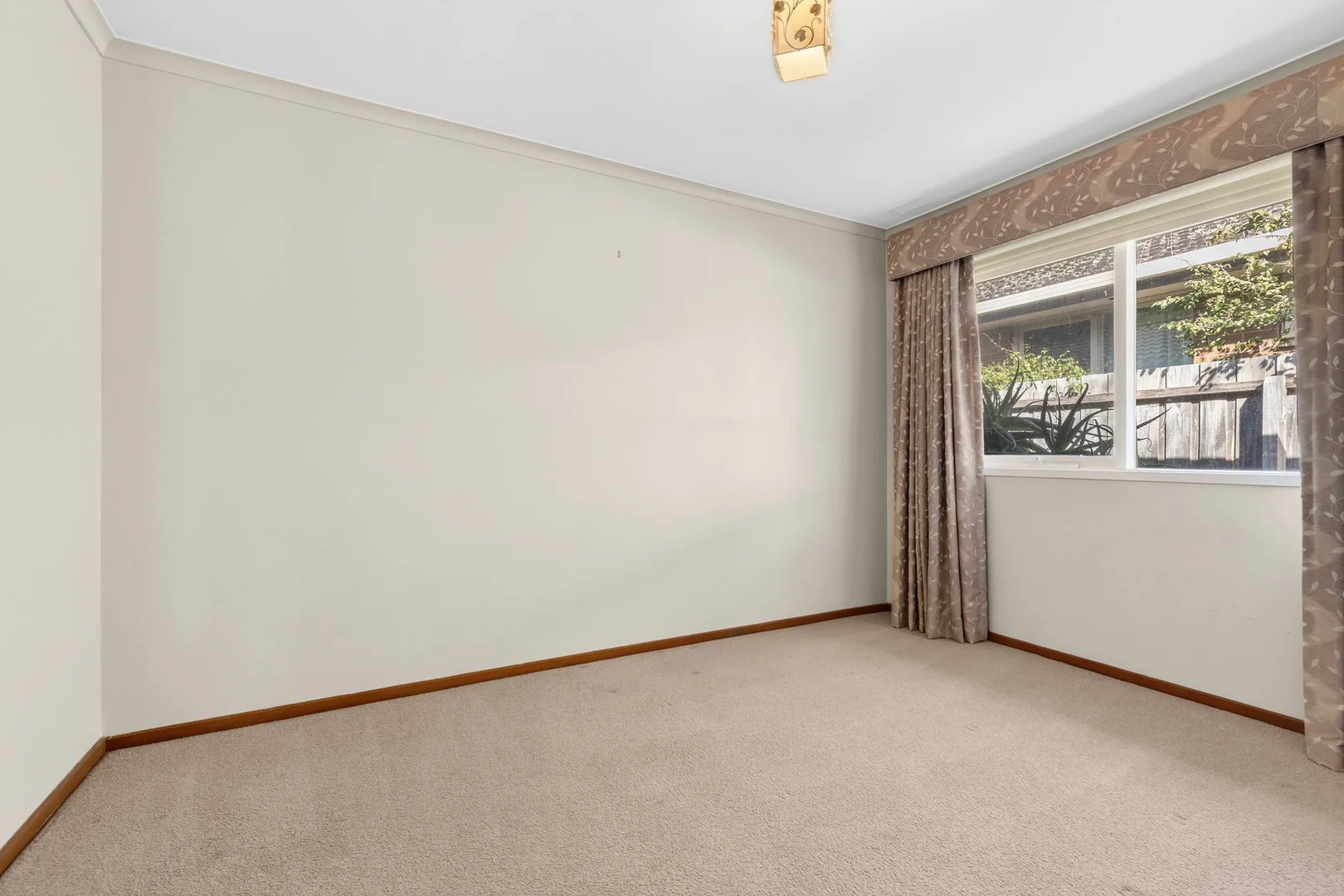 Additional image 8 of 48 Smeaton Close, Lara VIC 3212