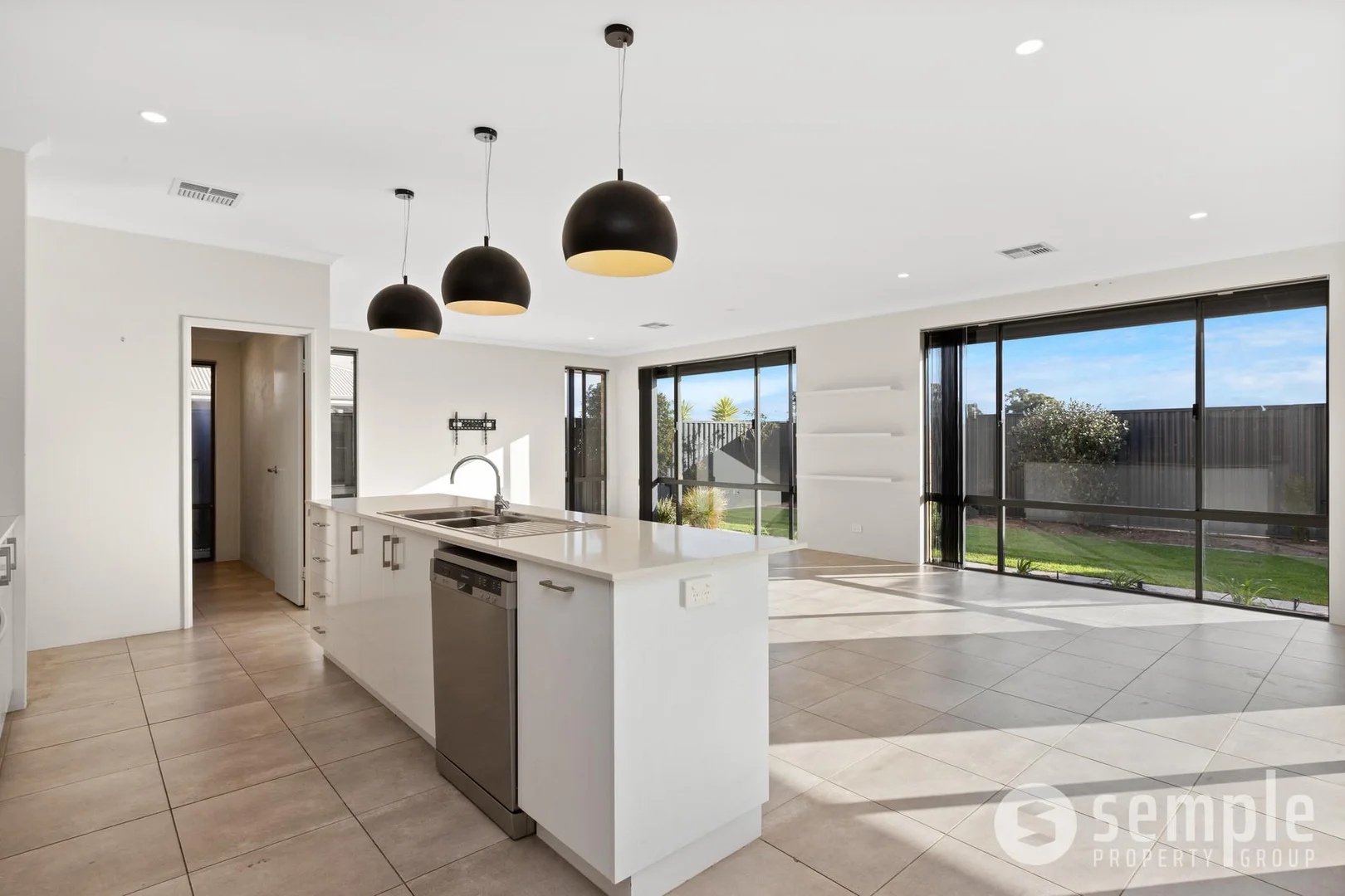 Additional image 7 of 74 Tindal Avenue, Beeliar WA 6164