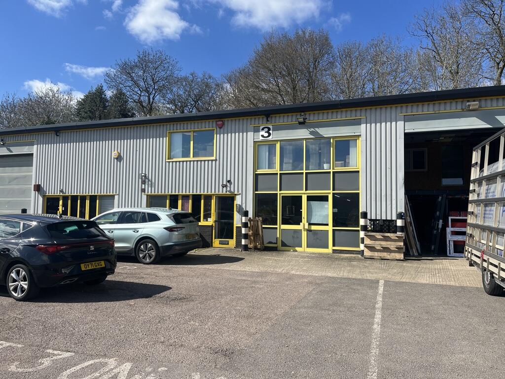 3 The Caxton Centre, Porters Wood, St Albans, AL3 6XT