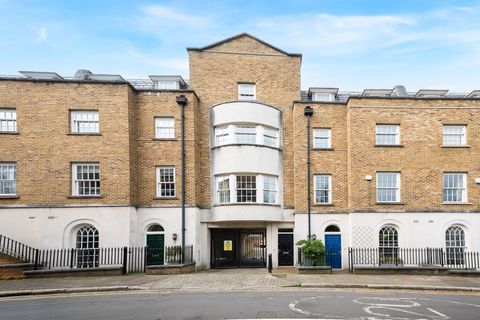 Feathers Place, Greenwich SE10