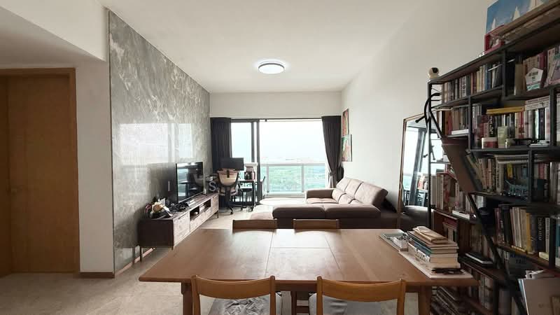 18 Marina Boulevard photo 2