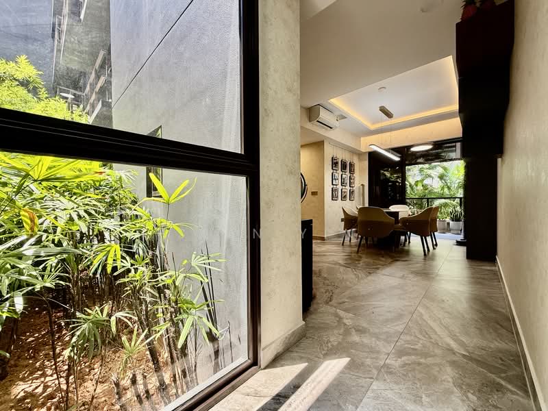 61 Canberra Drive photo 2