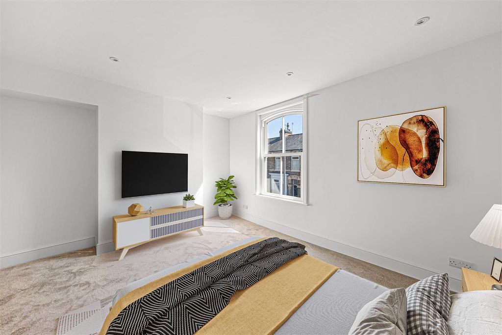 Additional image 10 of 4 bed end terrace house for saleVyner Street, York YO31