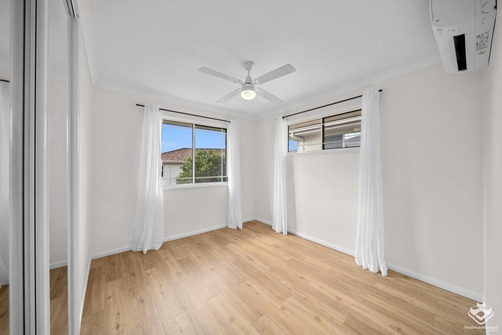 Additional image 9 of ID:21174049/8 Gemview Street, Calamvale QLD 4116