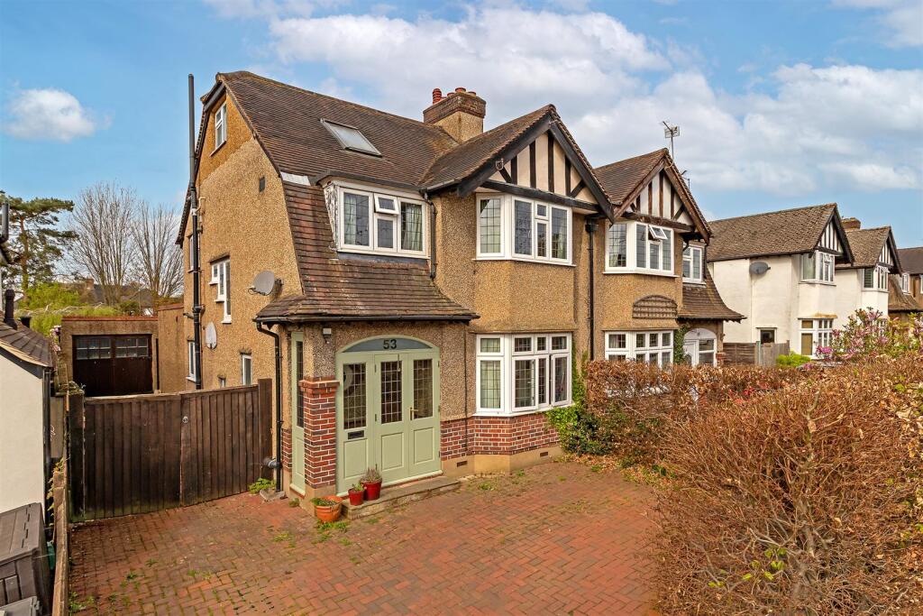 Woodland Drive, St. Albans