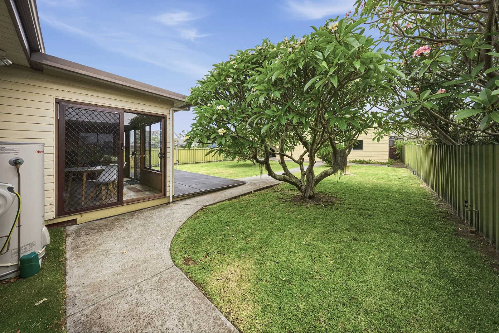 Additional image 15 of 16 Wharf Crescent, Stockton NSW 2295