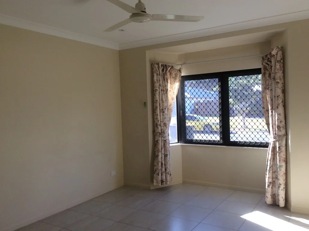 Additional image 10 of 11 Norfolk Close, Holloways Beach QLD 4878