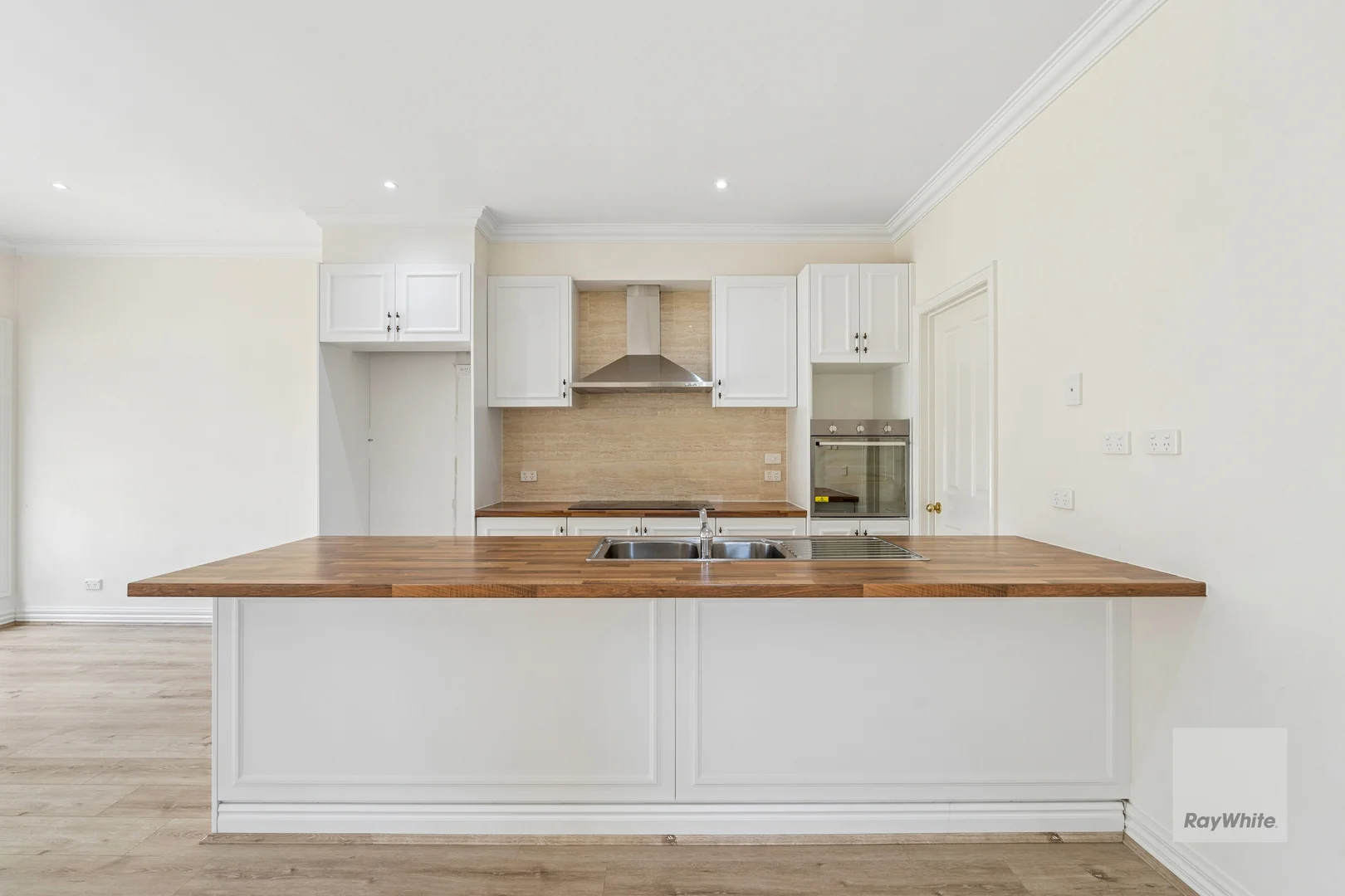 Additional image 5 of 6/8 Lorraine Court, Hillside VIC 3037