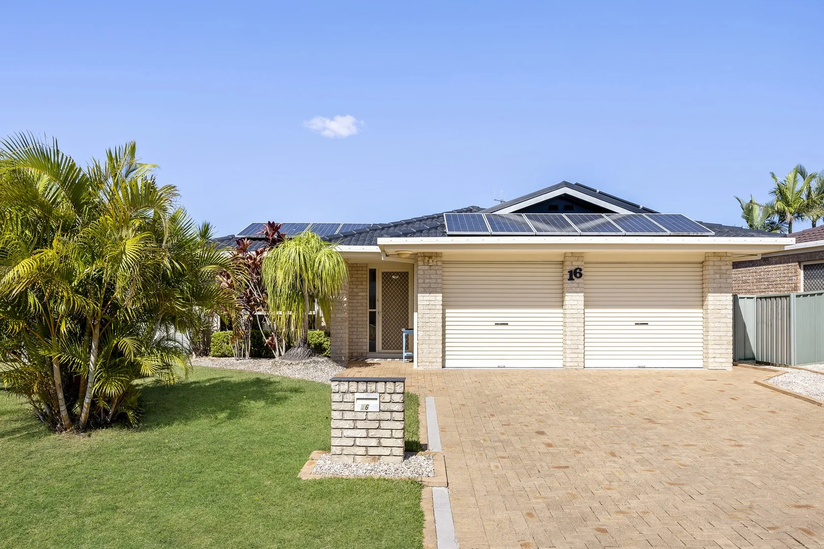 16 Reef Close, Port Macquarie NSW 2444