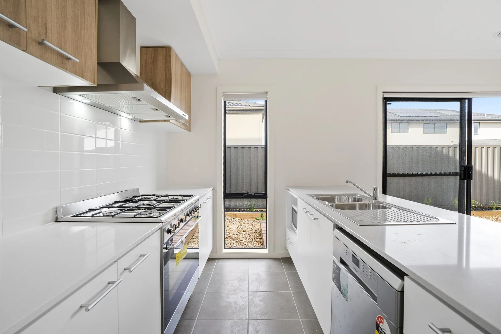 39 Charleston Chase, Berwick VIC 3806 photo 2