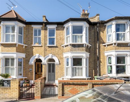 Coppermill Lane, Walthamstow E17