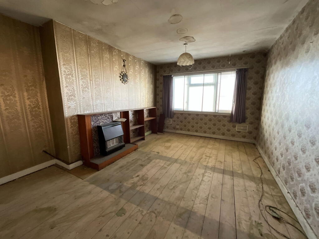 Additional image 2 of HALESOWEN, Bournebrook Crescent