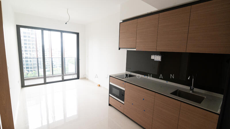 8 Hillview Rise photo 2