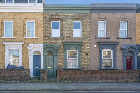 Roman Road, London E3