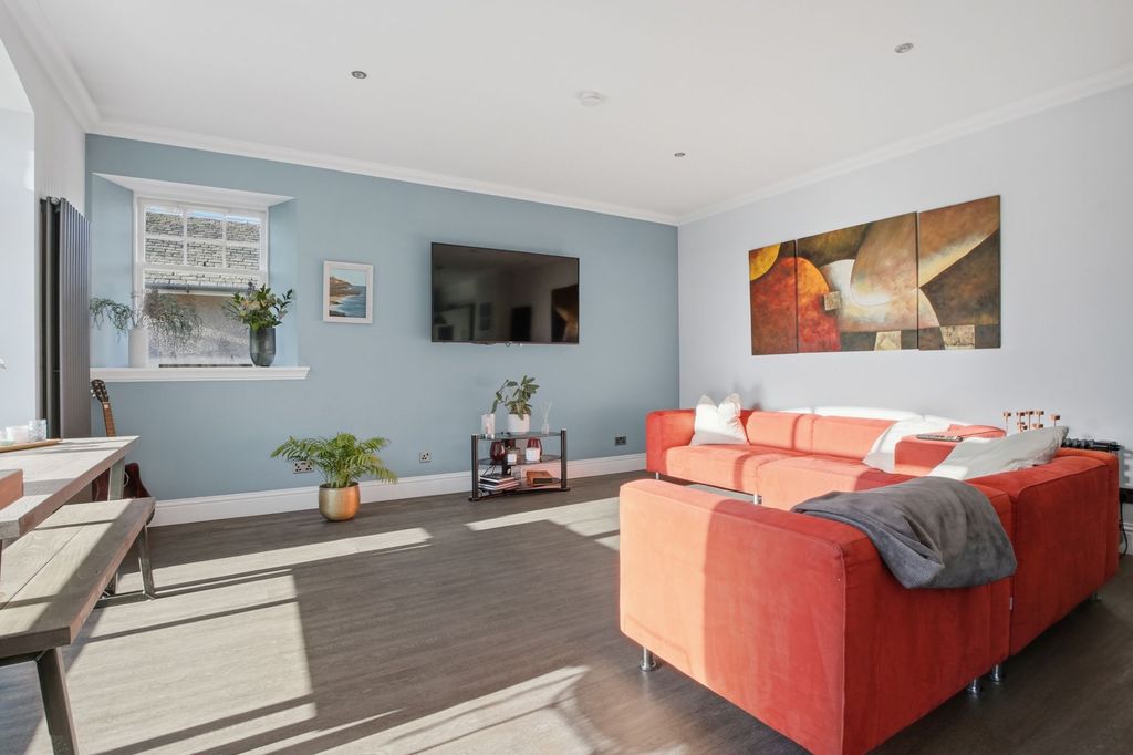 Additional image 2 of 5 bed detached house for saleThe Coach House, Perth Road, Dunblane FK15