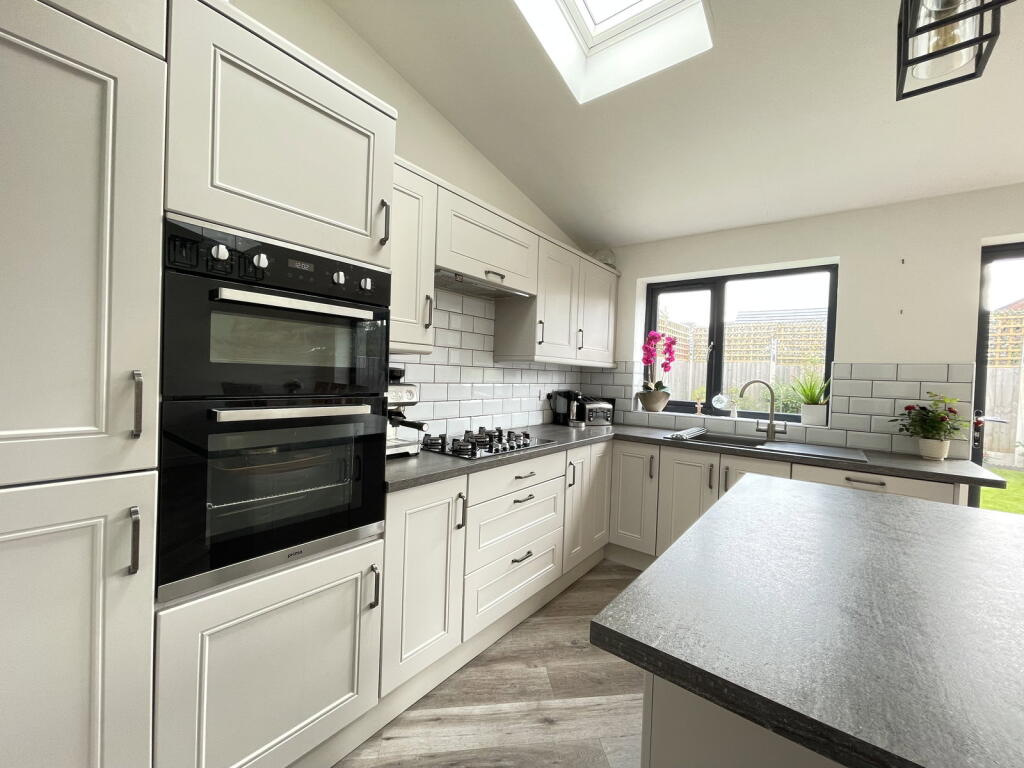 Additional image 3 of Oak Barn Road, Halesowen