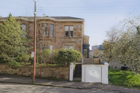 Fergus Drive, North Kelvinside G20