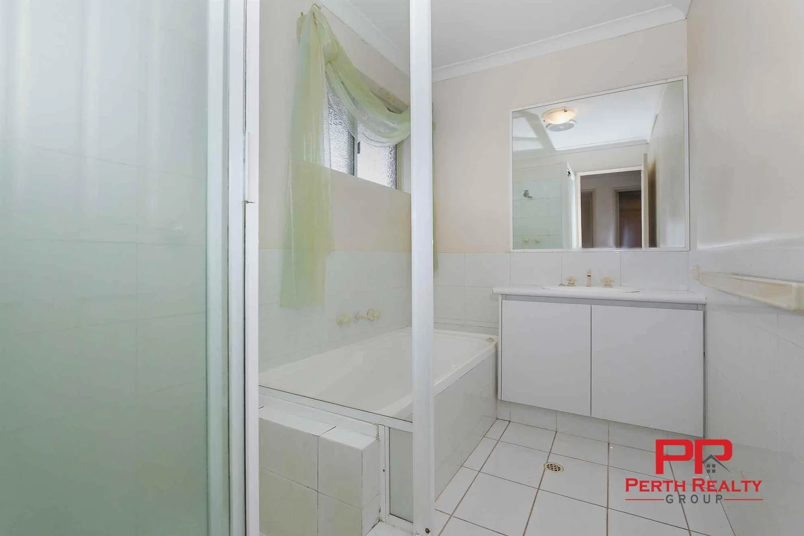 Additional image 16 of 4B Fogerthorpe Crescent, Maylands WA 6051