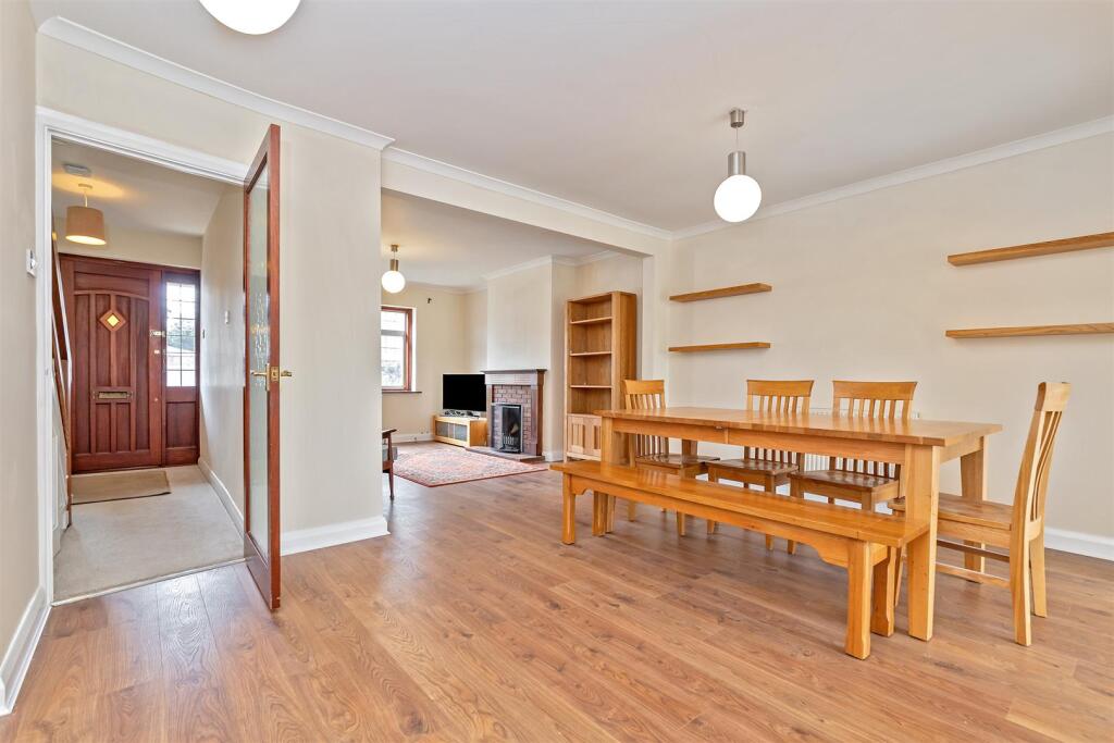 Kingshill Avenue, St. Albans photo 5