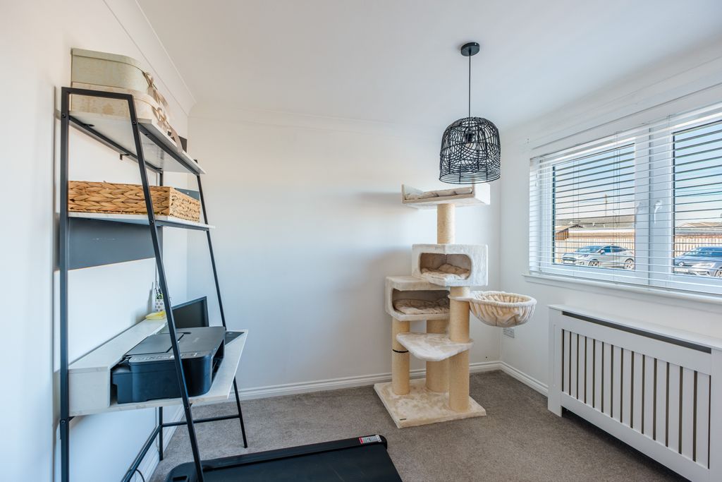 Additional image 16 of 2 bed flat for salePipers Court, Shotts ML7