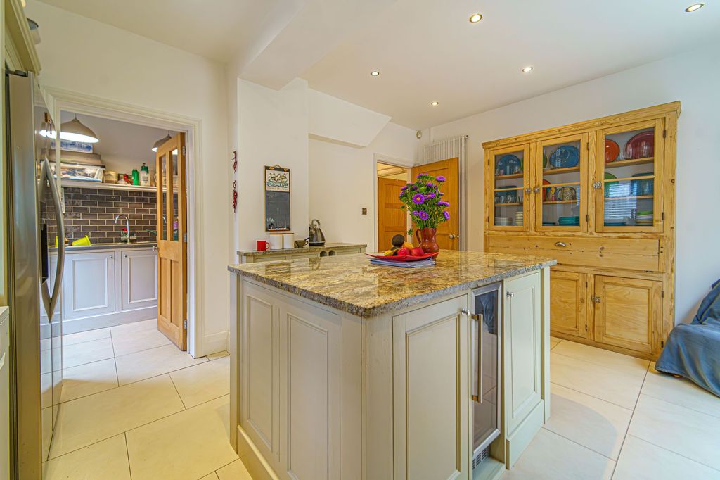 Additional image 7 of 3 bed semi-detached house for saleRidgeway Park Road, Newport NP20