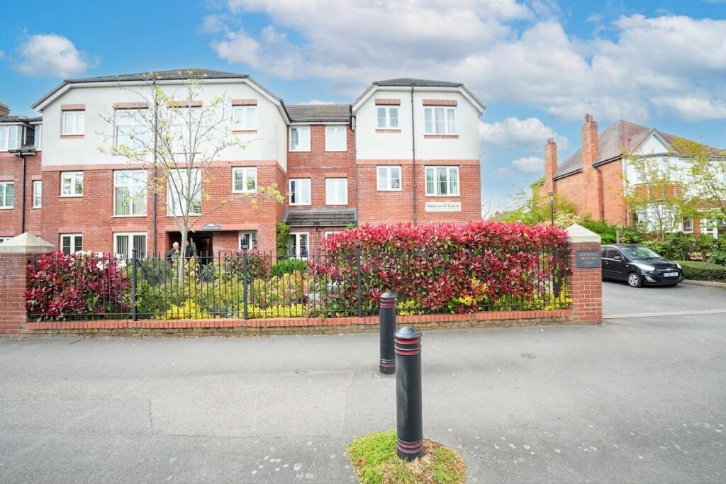 Stratford Road, Hall Green, B28