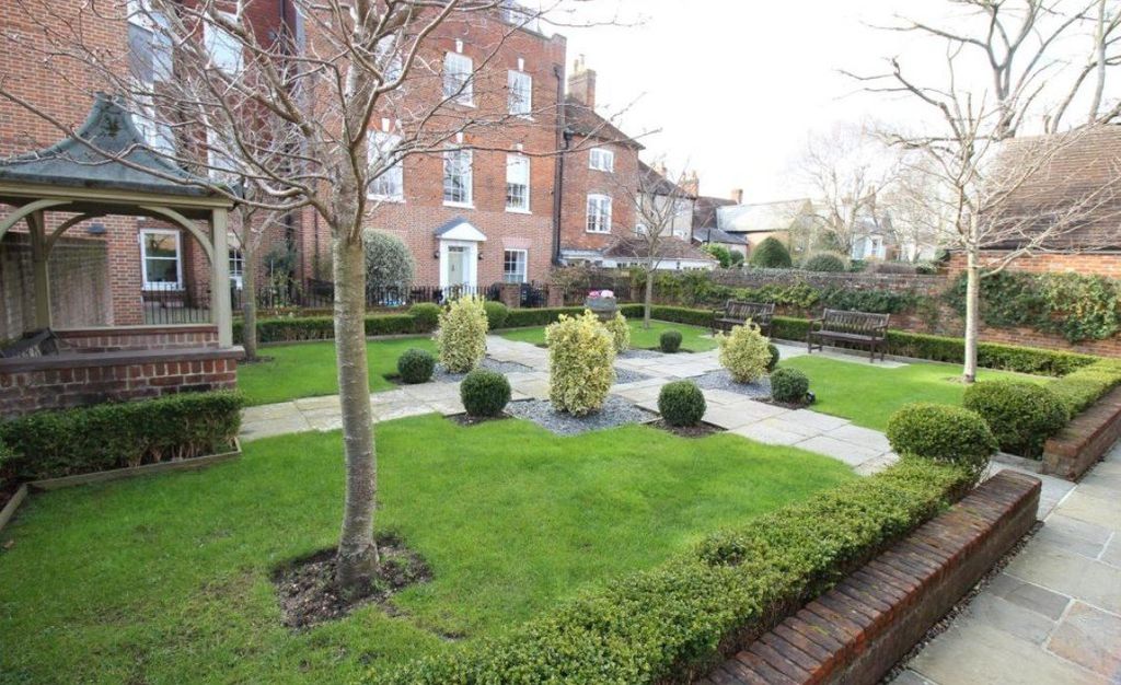 Additional image 8 of 2 bed flat for saleEndless Street, Salisbury, Wiltshire SP1