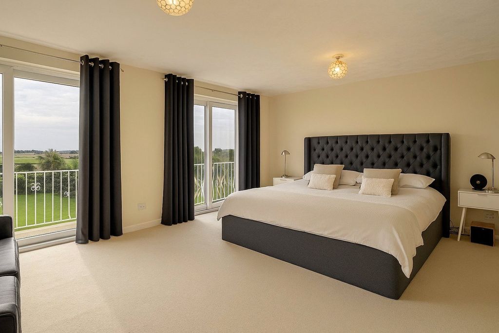 Additional image 9 of 5 bed detached house for saleMallard Way, Porthcawl, Bridgend CF36